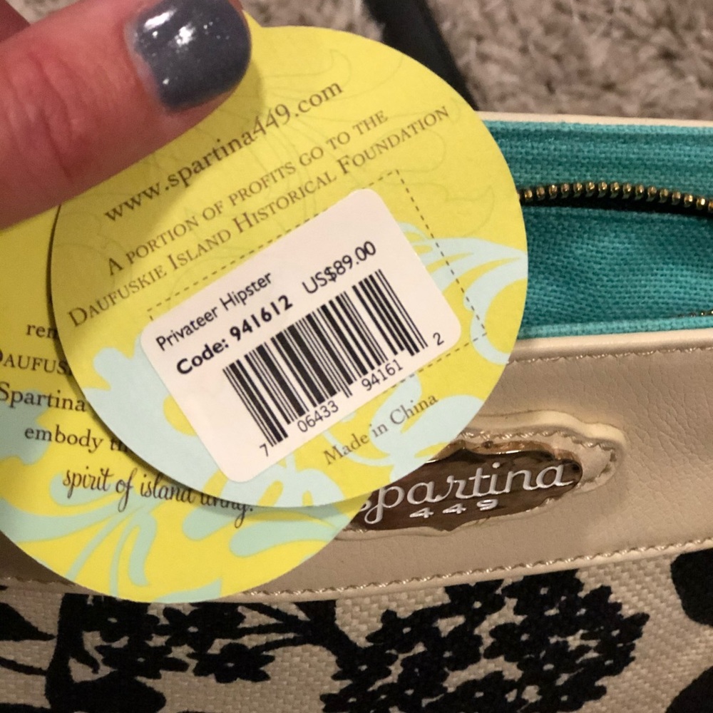 Crossbody purse, handbag, bag,